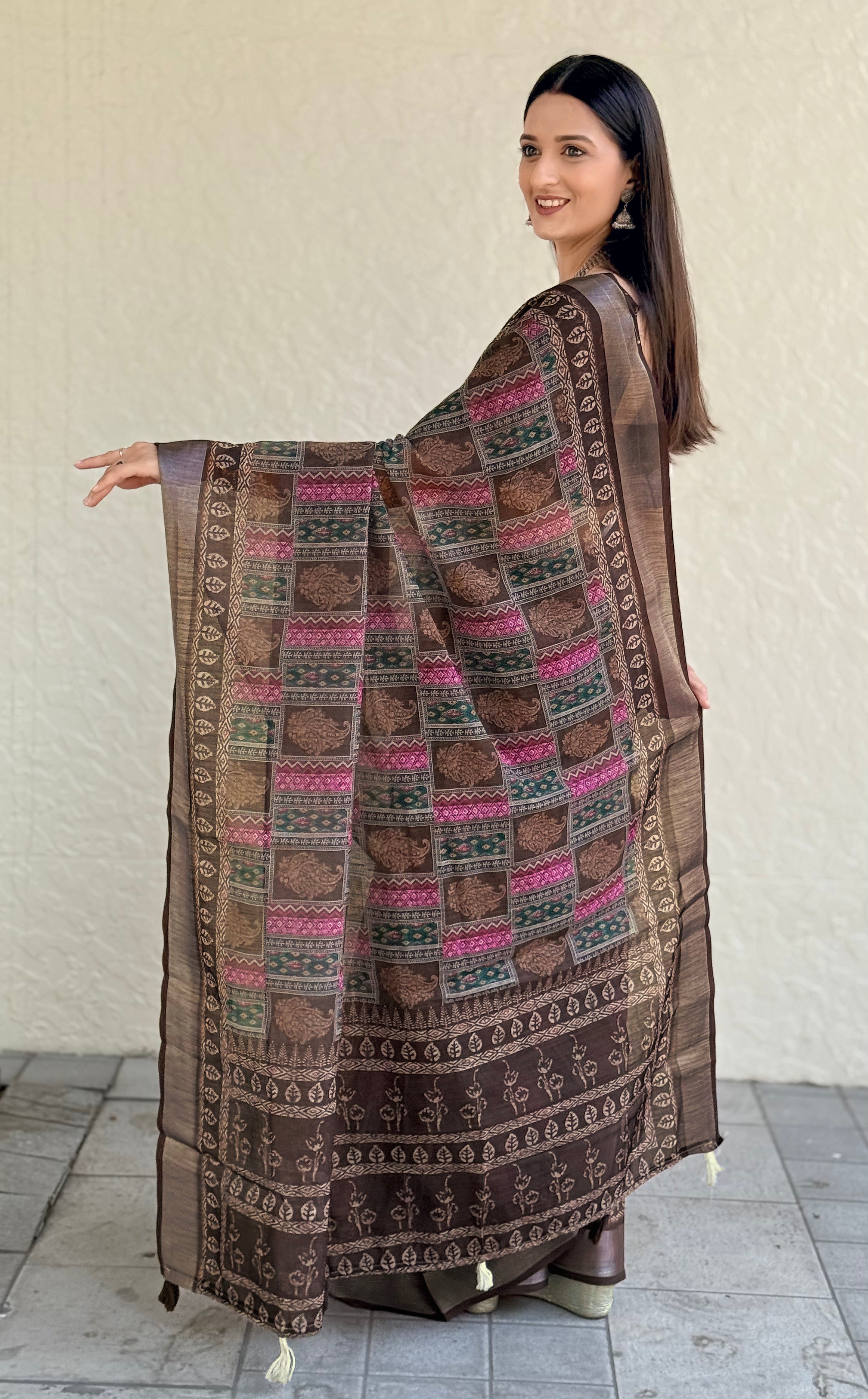 Premium Digital Geometric Print Brown Women Saree
